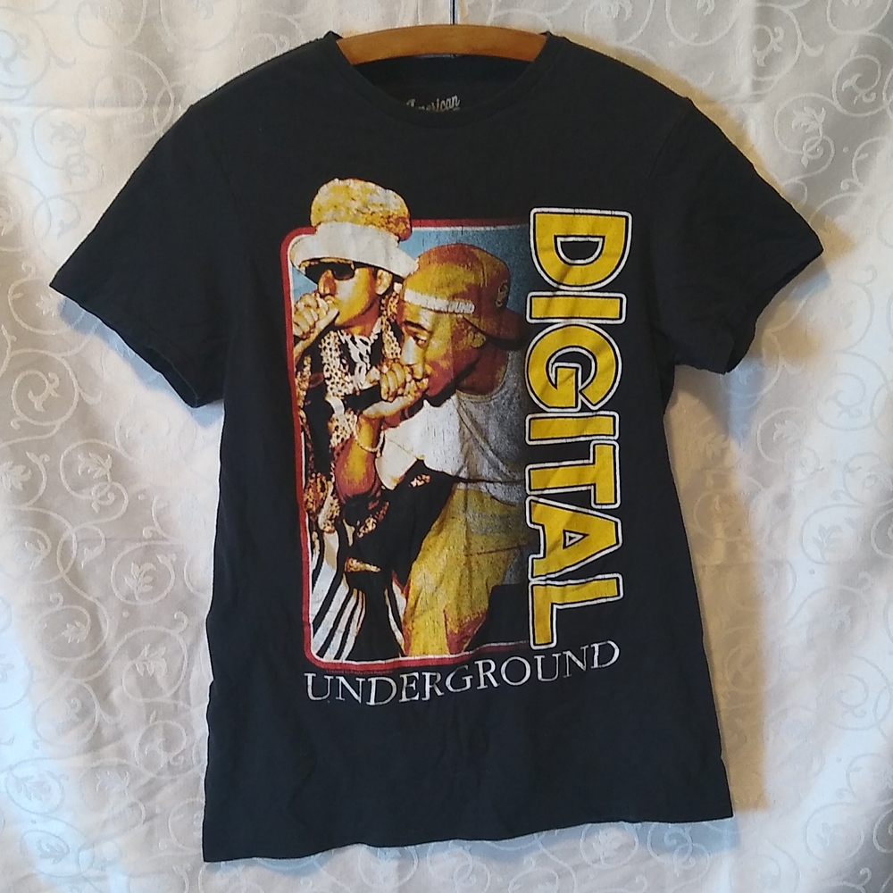 Woman's American classics Underground digital 2pac tee